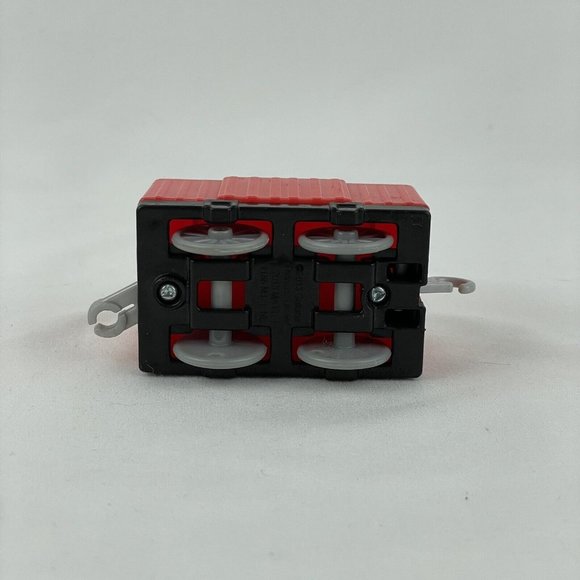 Thomas & Friends Train Trackmaster Motorized Engine 2009 Mattel Blue w/Red Car - Picture 13 of 13